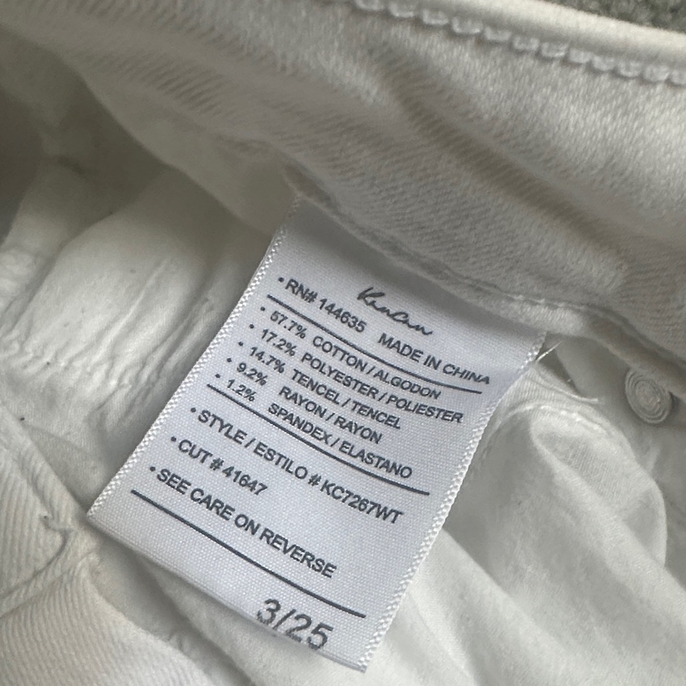 Kancan White Frayed Hem Women Jeans - Picture 5 of 8